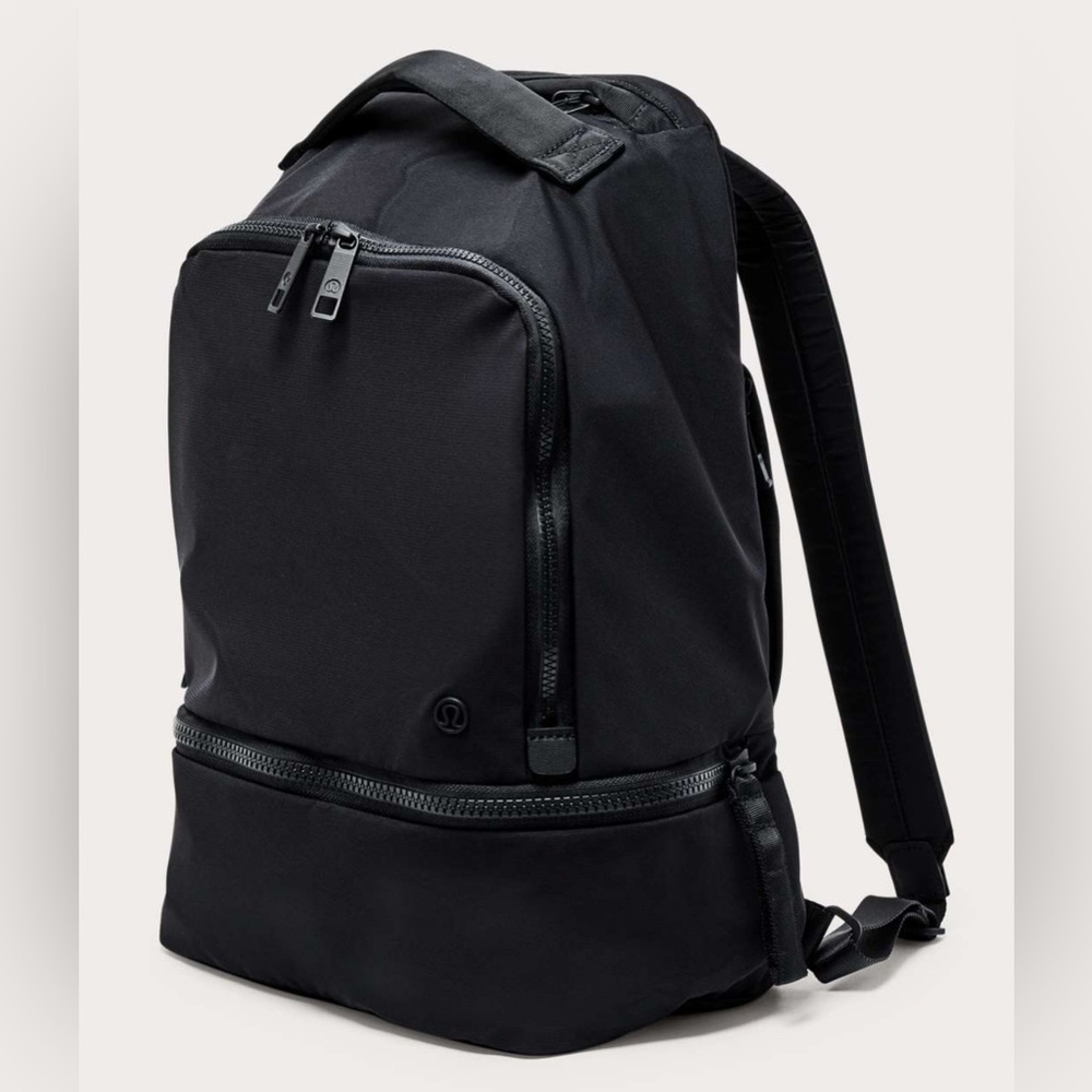 Lululemon City Adventurer Backpack - Picture 2 of 16